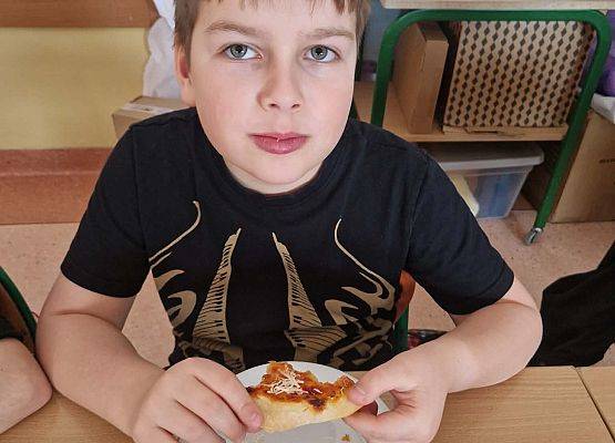 Grafika 18: Dzień Pizzy w klasach IIIA i IIIB