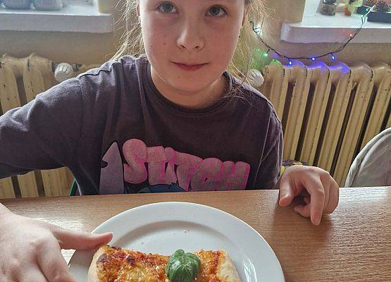 Grafika 16: Dzień Pizzy w klasach IIIA i IIIB