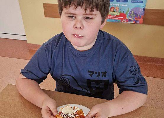 Grafika 14: Dzień Pizzy w klasach IIIA i IIIB