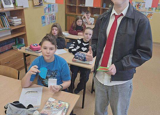 Grafika 12: Poczta Walentynkowa