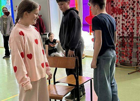 Grafika 15: Dyskoteka walentynkowa