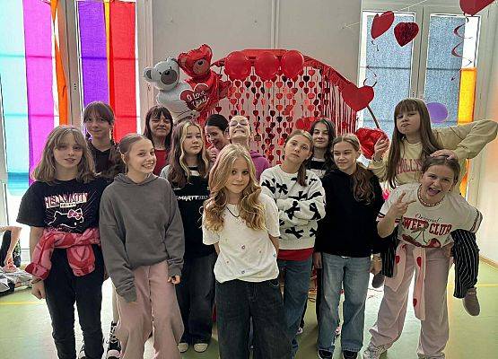 Grafika 1: Dyskoteka walentynkowa