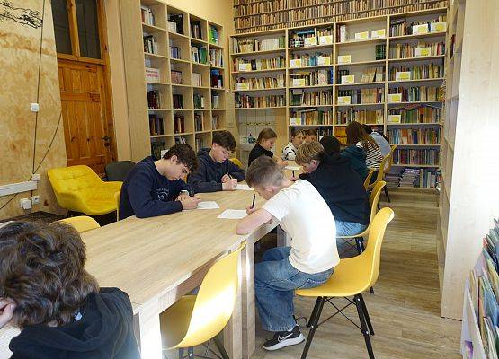 Grafika 5: Szkolne obchody Międzynarodowego Dnia Języka Ojczystego