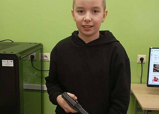 Grafika 4: Dzień Losowego Przedmiotu w naszej szkole