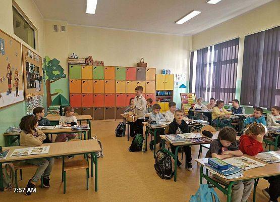 Grafika 8: Życzenia Małego Samorządu klas I-III z okazji Dnia Kobiet