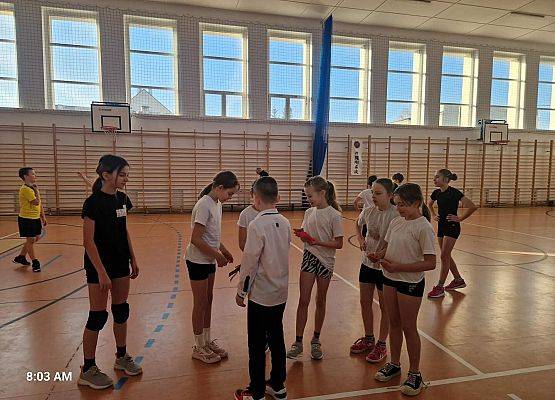 Grafika 23: Życzenia Małego Samorządu klas I-III z okazji Dnia Kobiet