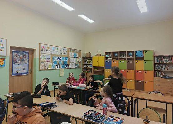 Grafika 8: Podziękowania dla naszych darczyńców za zakup puf