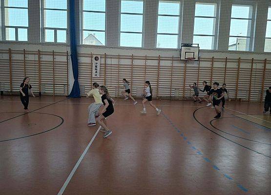 Grafika 14: Piątkowy wieczór integracyjny czwartoklasistów, 27.03.2026