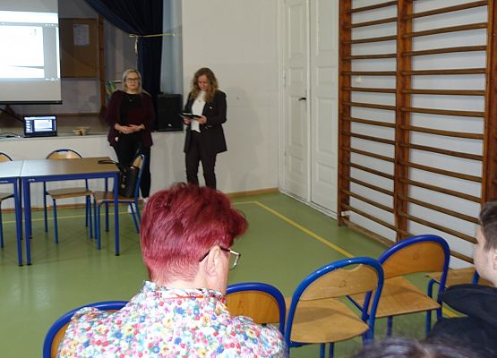 Grafika 4: Relacja z konferencji na temat doradztwa zawodowego dla naszych ósmoklasistów i ich rodziców
