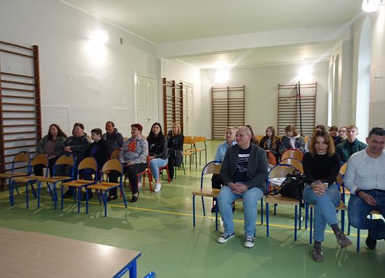 Grafika 6: Relacja z konferencji na temat doradztwa zawodowego dla naszych ósmoklasistów i ich rodziców