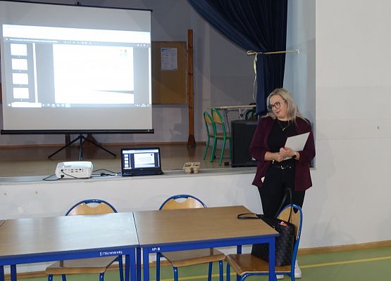 Grafika 7: Relacja z konferencji na temat doradztwa zawodowego dla naszych ósmoklasistów i ich rodziców
