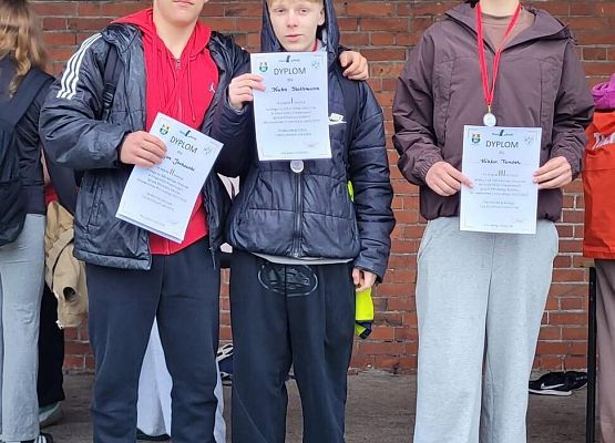 Grafika 5: Grad medali w powiatowych zawodach lekkoatletycznych w Lęborku