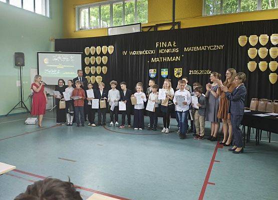 Grafika 3: Stanisław Mazurkiewicz z kl. IIIB został laureatem "MATHMANA" w Redkowicach