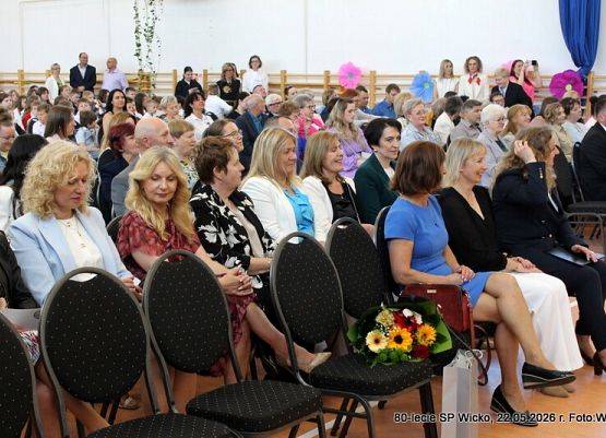 Grafika 83: 1. Fotorelacja z uroczystych obchodów 80-lecia szkoły w Wicku, cz. I
