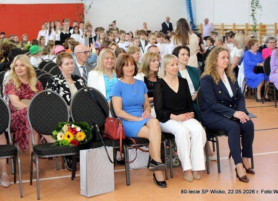 Grafika 94: 1. Fotorelacja z uroczystych obchodów 80-lecia szkoły w Wicku, cz. I