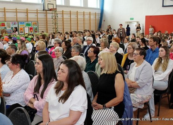 Grafika 44: 2. Fotorelacja z uroczystych obchodów 80-lecia szkoły w Wicku, cz. II