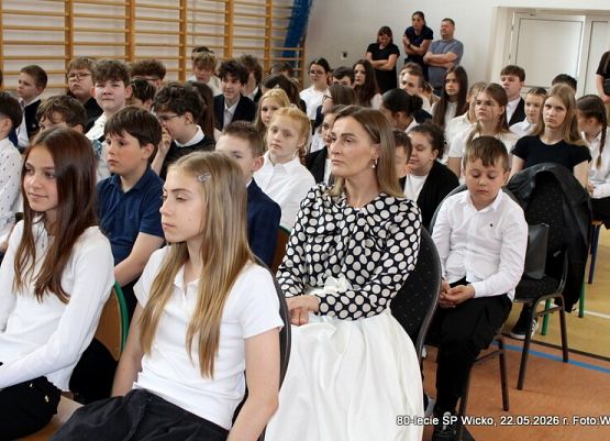 Grafika 54: 2. Fotorelacja z uroczystych obchodów 80-lecia szkoły w Wicku, cz. II