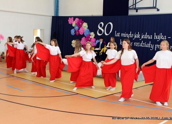 Grafika 105: 2. Fotorelacja z uroczystych obchodów 80-lecia szkoły w Wicku, cz. II