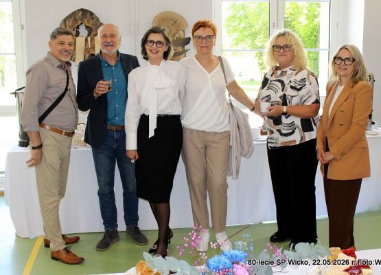 Grafika 297: 2. Fotorelacja z uroczystych obchodów 80-lecia szkoły w Wicku, cz. II