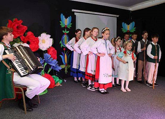 Grafika 2: Wyróżnienie dla Zosi Wickiej Eliminacjach Powiatowych Konkursu „Rodnô Mòwa”
