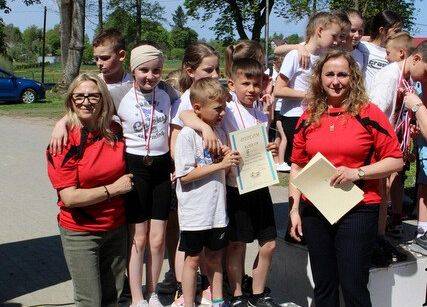 Grafika 65: Fotorelacja z jubileuszowego biegu na 80-lecie szkoły w Wicku