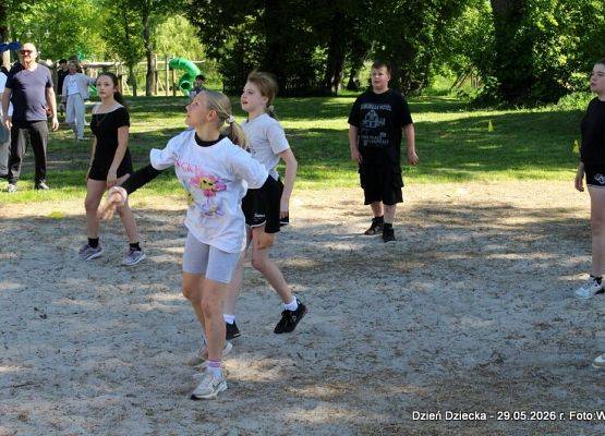 Grafika 12: Dzień Dziecka na sportowo w SP Wicko! 