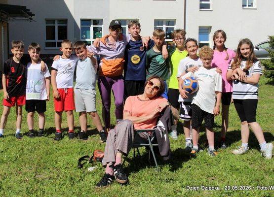 Grafika 57: Dzień Dziecka na sportowo w SP Wicko! 