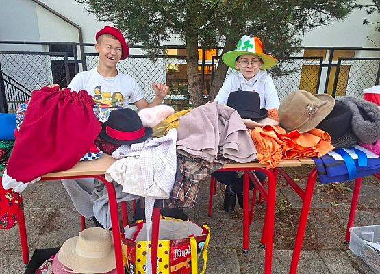 Grafika 51: Obchody Dnia Języków Obcych w naszej szkole