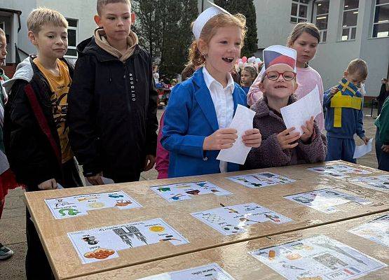 Grafika 58: Obchody Dnia Języków Obcych w naszej szkole