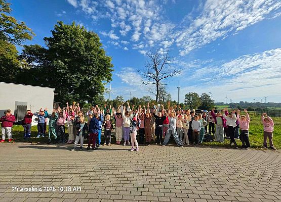 Grafika 21: Uczniowie I-III naszej szkoły zaangażowali się w akcję Sprzątania Świata